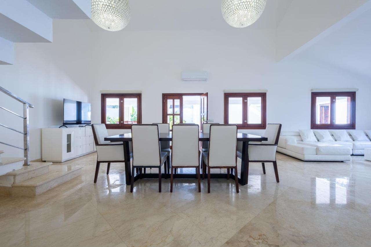 Huge 7-Bedroom Beach Villa With Private Pool - Los Corales Villas ปุนตากานา ภายนอก รูปภาพ